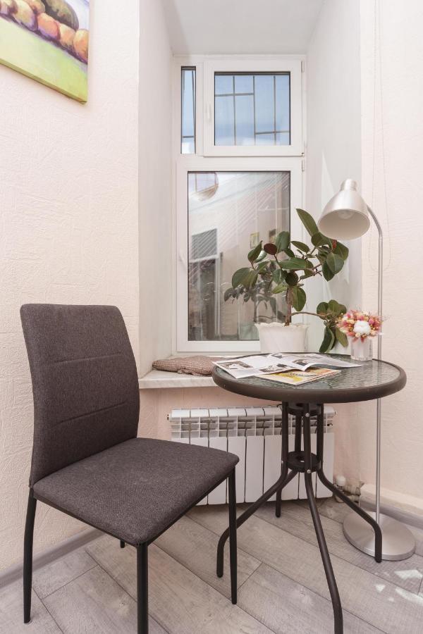 Comfortable Apartment In The Very Center Of Odesa Exterior foto